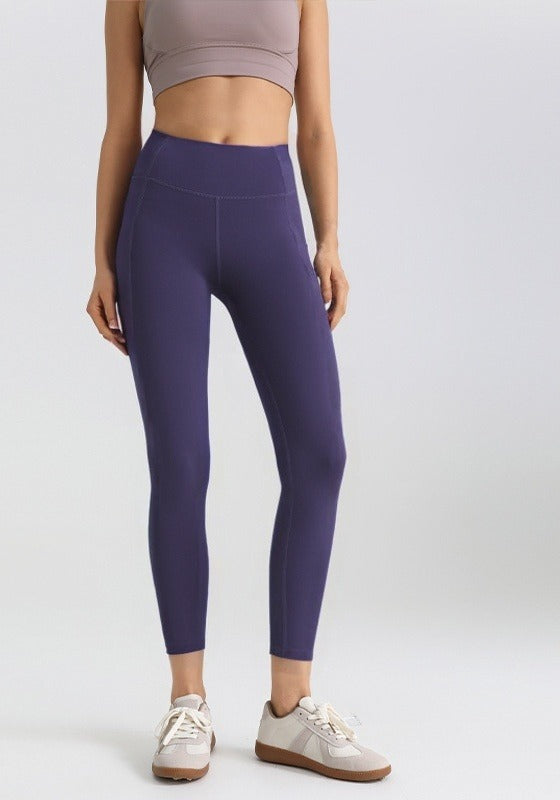 Everyday Rib Legging detail 2