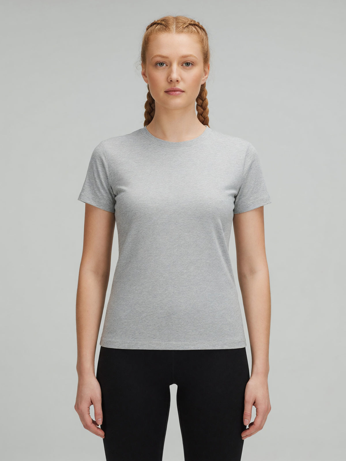 Slim Crewneck Tee in Flower Gray, worn, front