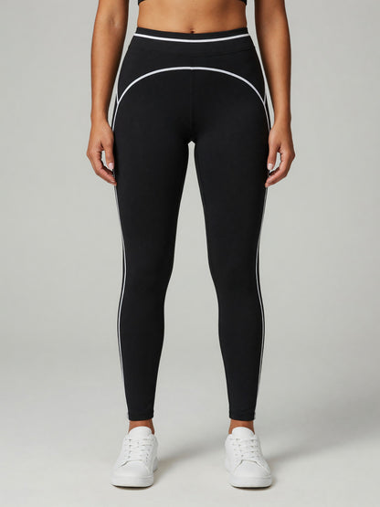 Topstitch High-Rise Legging in Black, worn, front